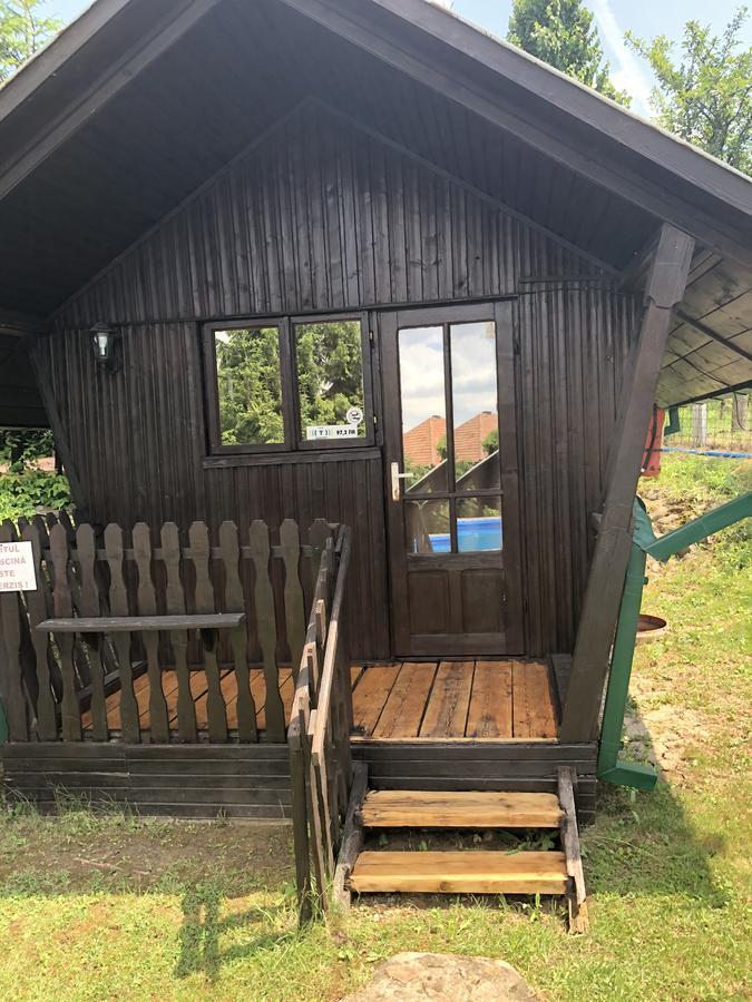 Camping Robinson Country Club Oradea Eksteriør billede
