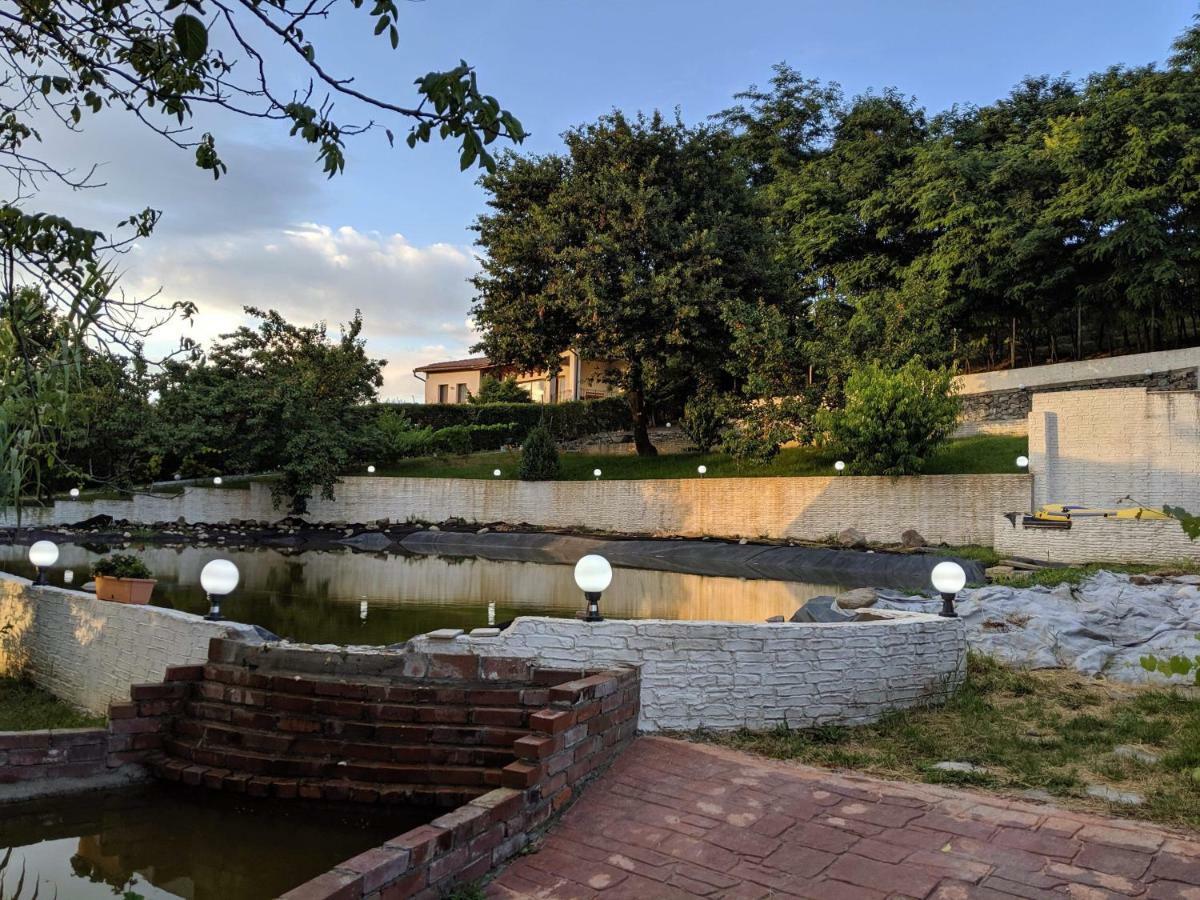 Camping Robinson Country Club Oradea Eksteriør billede