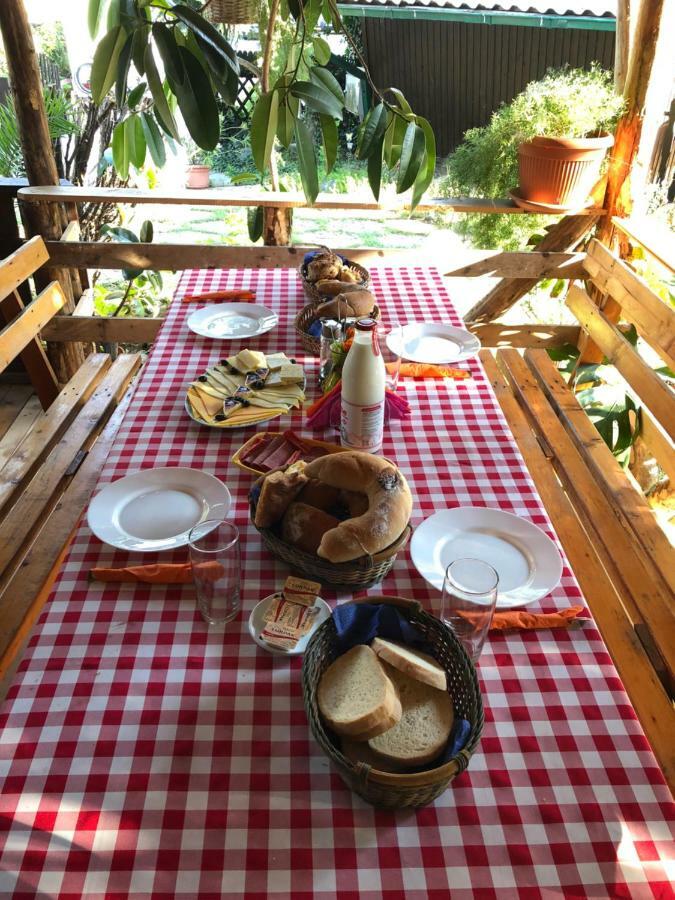 Camping Robinson Country Club Oradea Eksteriør billede
